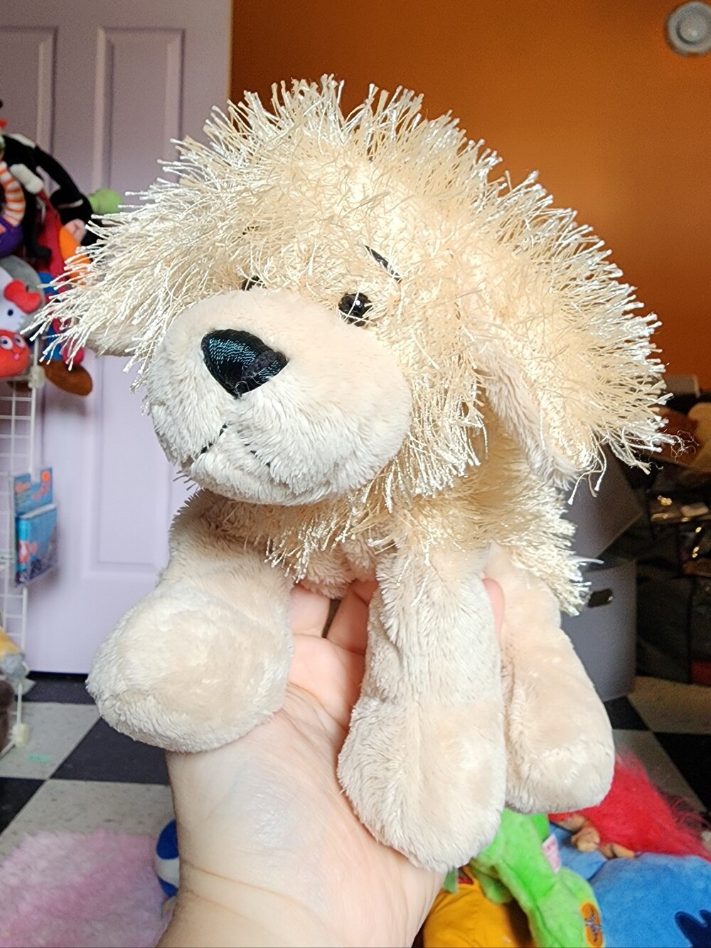 Webkinz HM010 - Golden Retriever - No Code